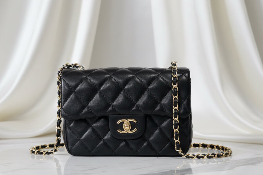 Black purse