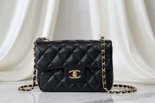 Black purse
